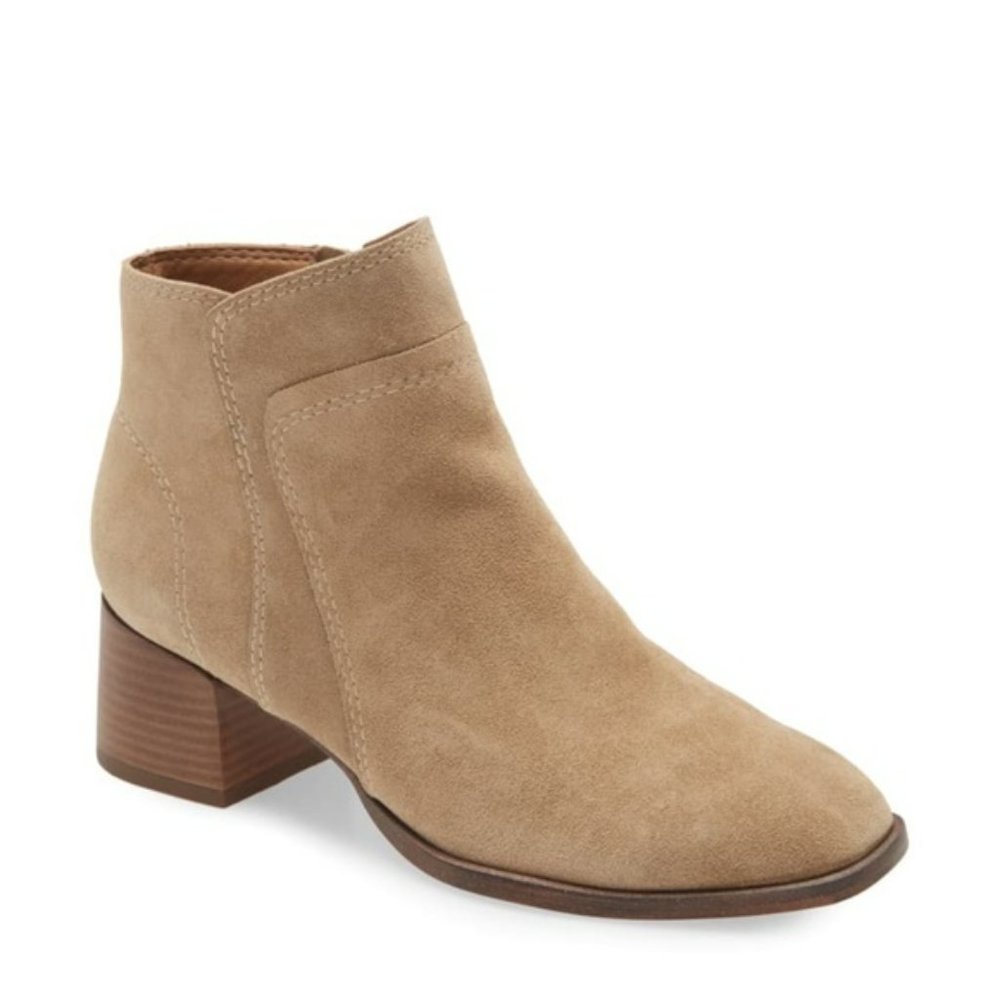 Lucky Brand Lilka Suede Bootie In Dune Suede 10M